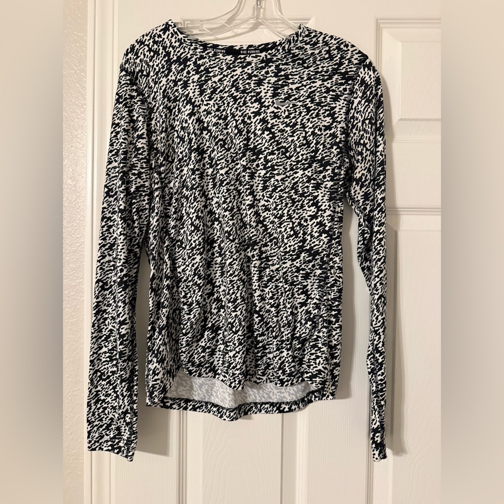 Nike Monochrome Long Sleeve Women's Tee